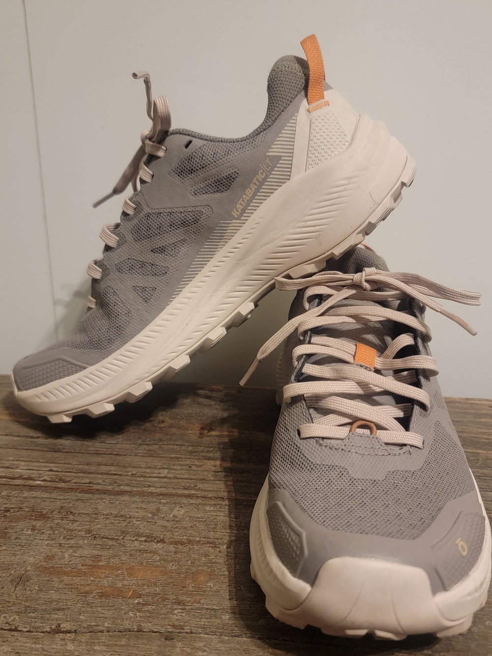 Oboz Women’s Neutral Grey Lace-Up Athletic Sneakers with Peach Accents